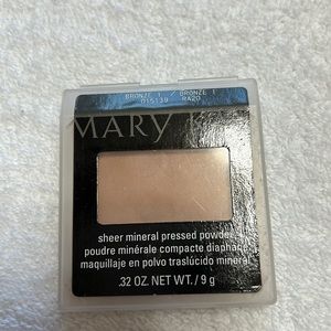 Endless performance crème to powder foundation